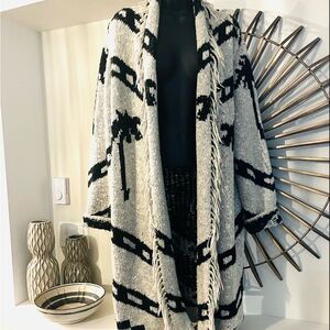 Saltwater LUXE Monochrome Patterned Cardigan